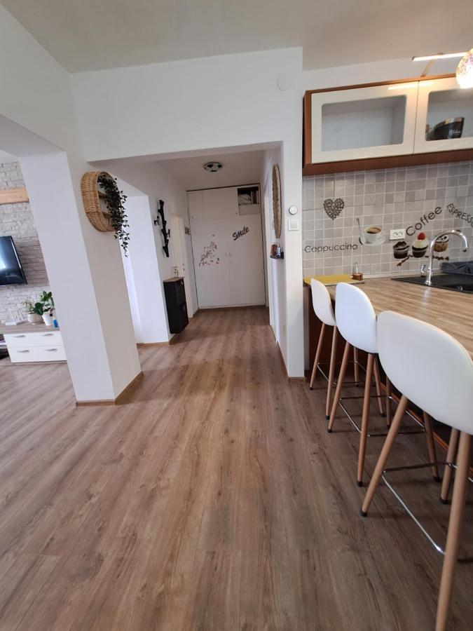 Апартаменты Apartman Nera Плоче Экстерьер фото